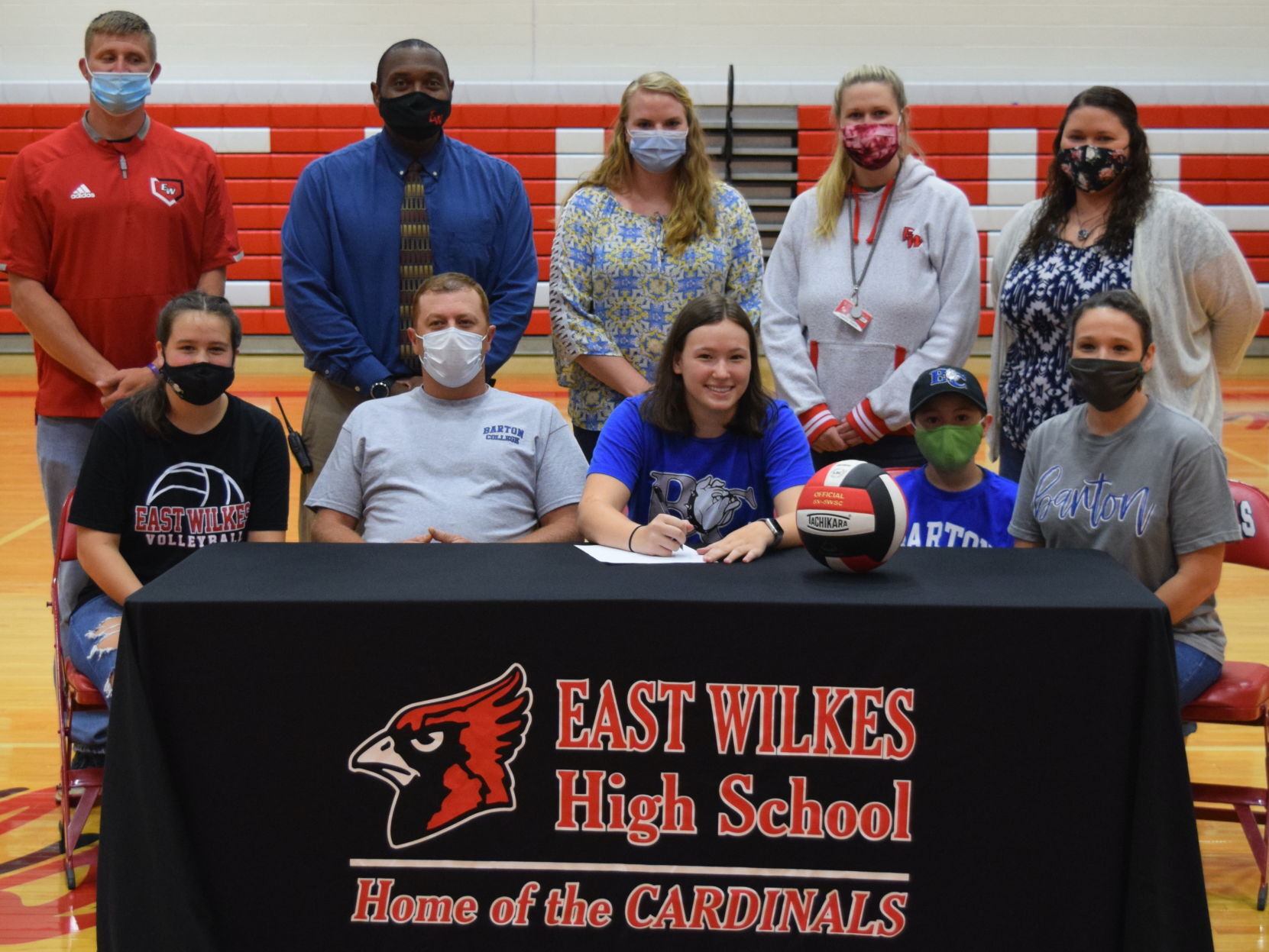 Shaver signs with Barton